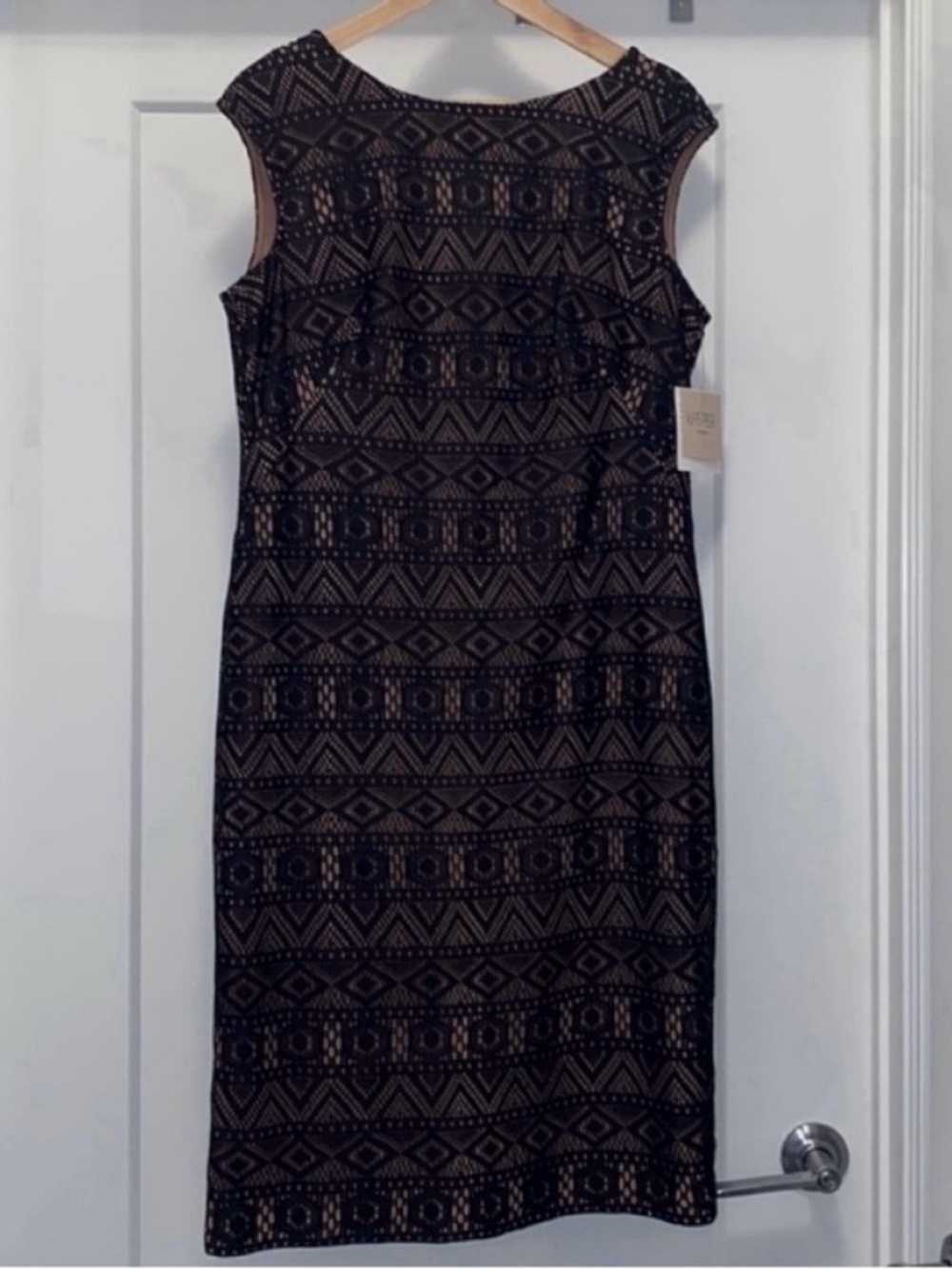 ❤️ NWT! Black and Nude KASPER Overlay Dress - Size 14